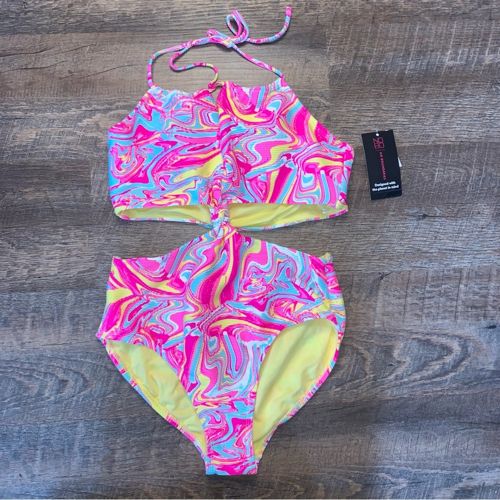 No Boundaries One Piece Swimsuit Bathing Suit Multi Color Size Medium New w/Tags